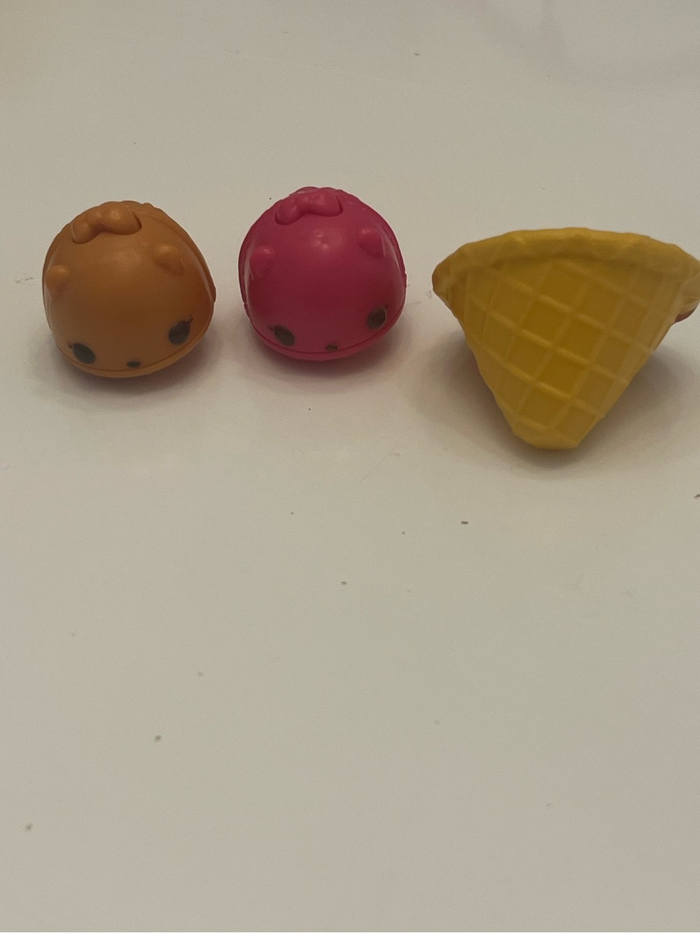 2- Piece Moving Num Noms with Collectible Cone (Sundae Sampler Series)